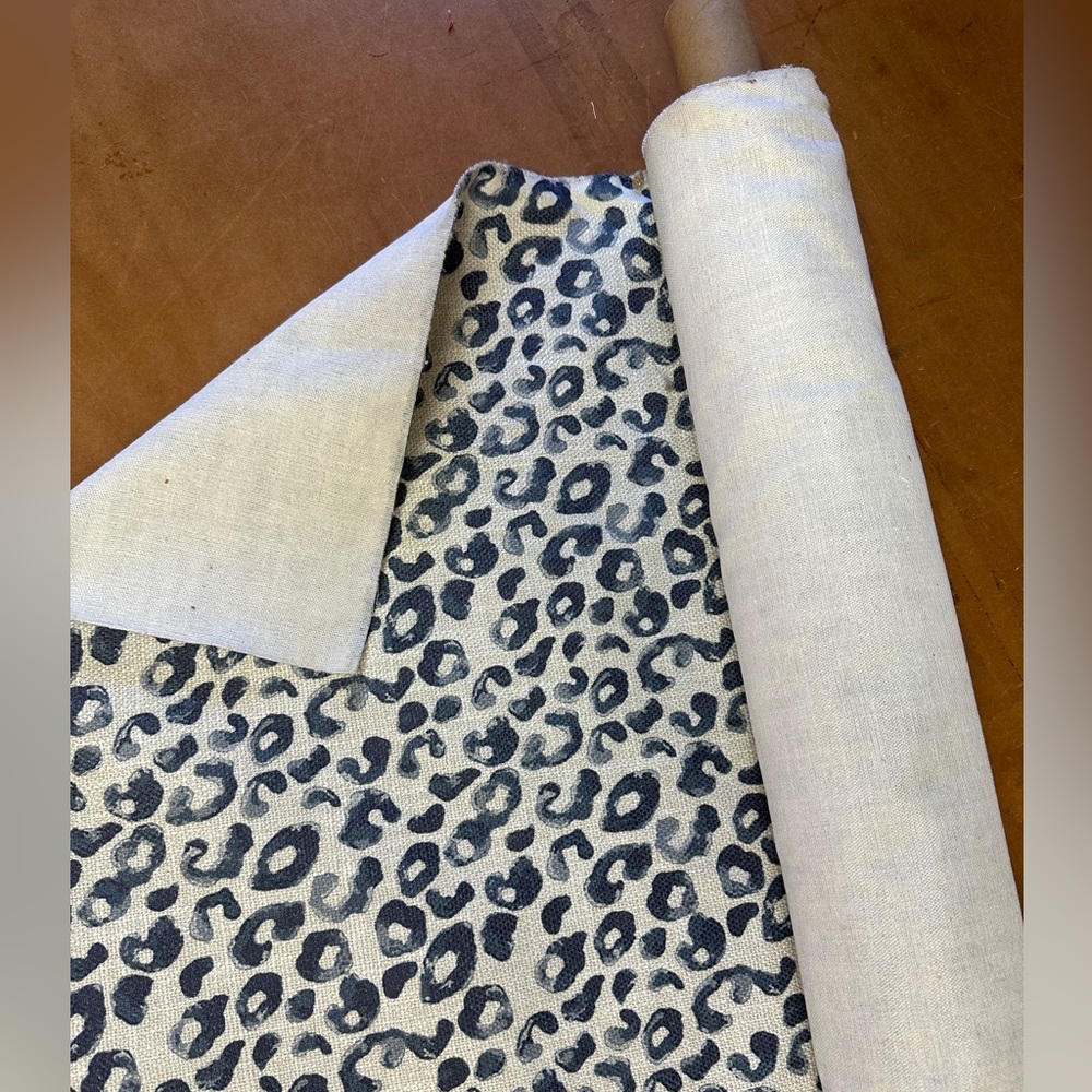 1 yd  leopard print linen